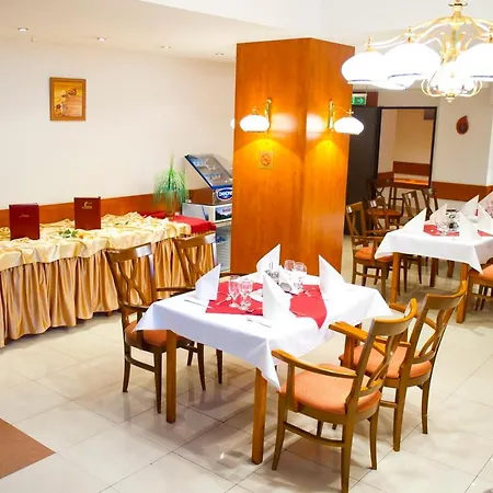 Hotel Samaa 3*