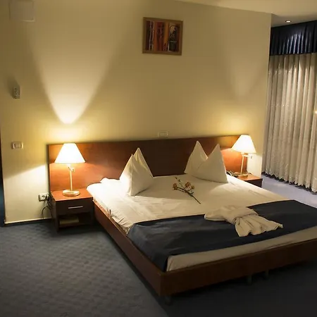 Samaa Otel Bükreş