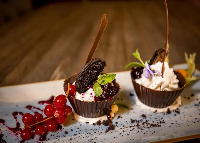 Samaa Hotel Boekarest