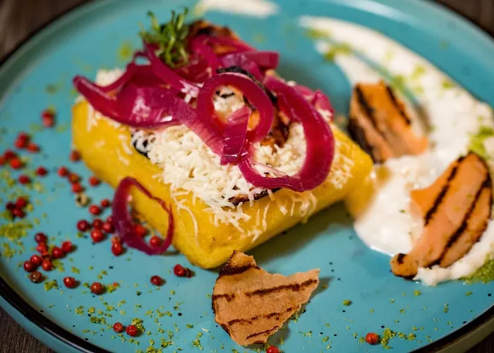 Samaa ブカレスト